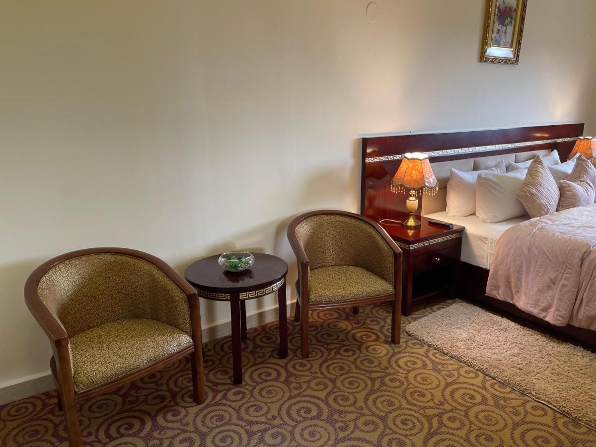 Boulevard Palace Hotel مونروفيا المظهر الخارجي الصورة