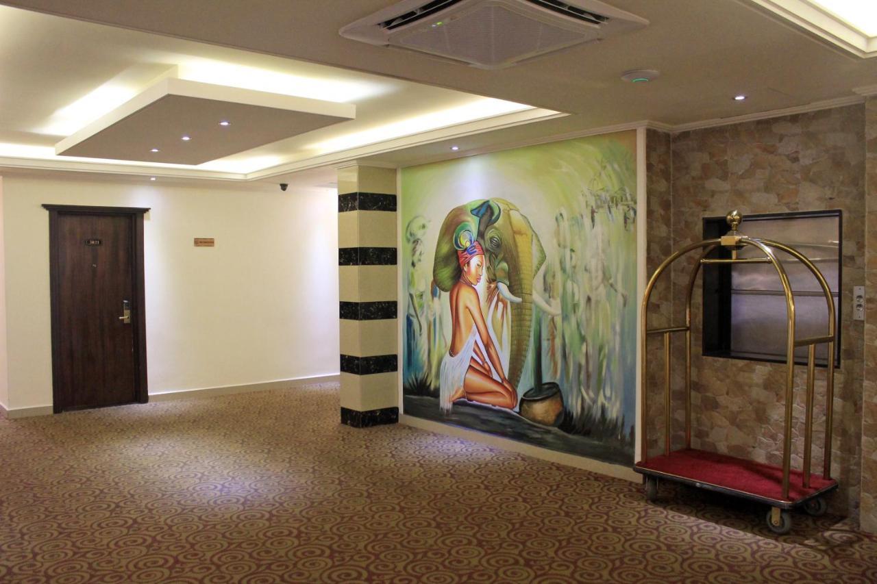 Boulevard Palace Hotel مونروفيا المظهر الخارجي الصورة